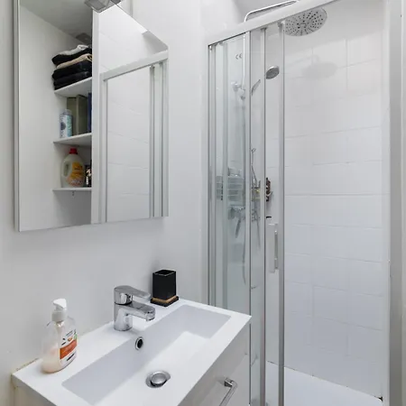 Apartment Charming Flat In